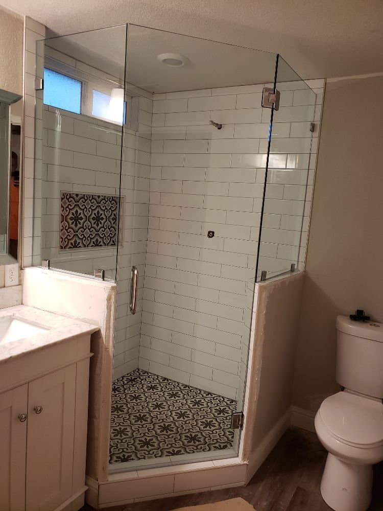 Frameless Mirror Installation-image